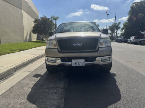 2004 Ford F-150 XLT