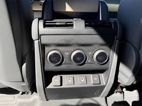 2022 Land Rover Defender 110 X-Dynamic SE