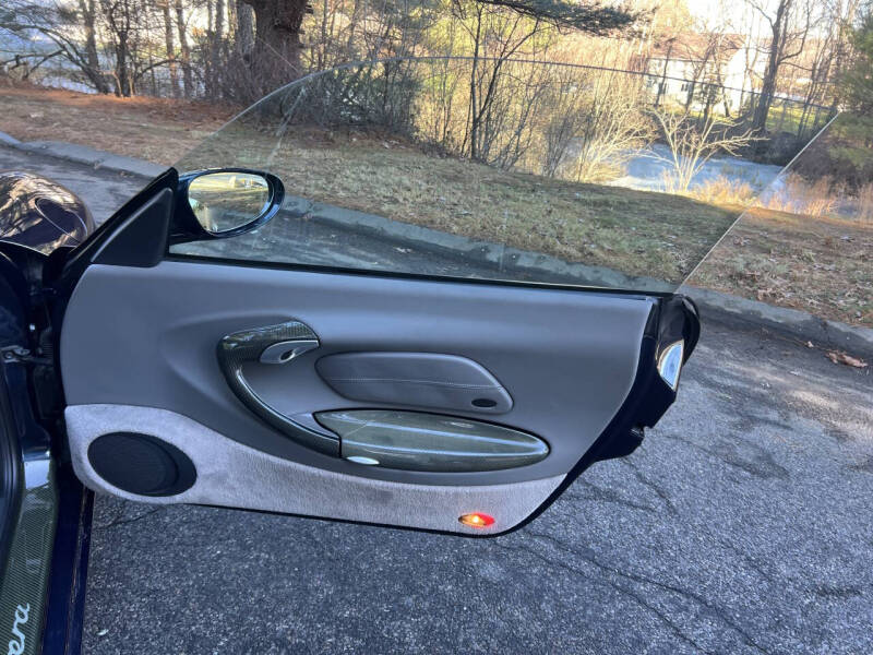 1999 Porsche 911 Carrera 4