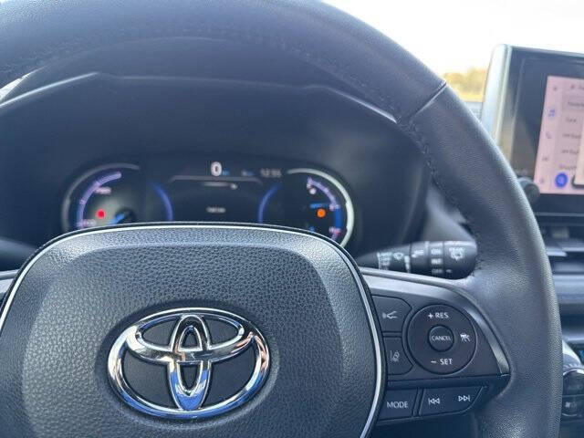 2023 Toyota RAV4 Hybrid SE