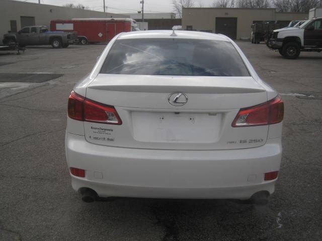 2010 Lexus IS 250 photo 6