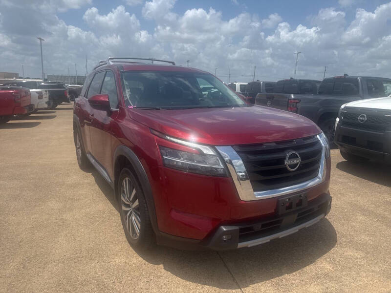 2022 Nissan Pathfinder Platinum
