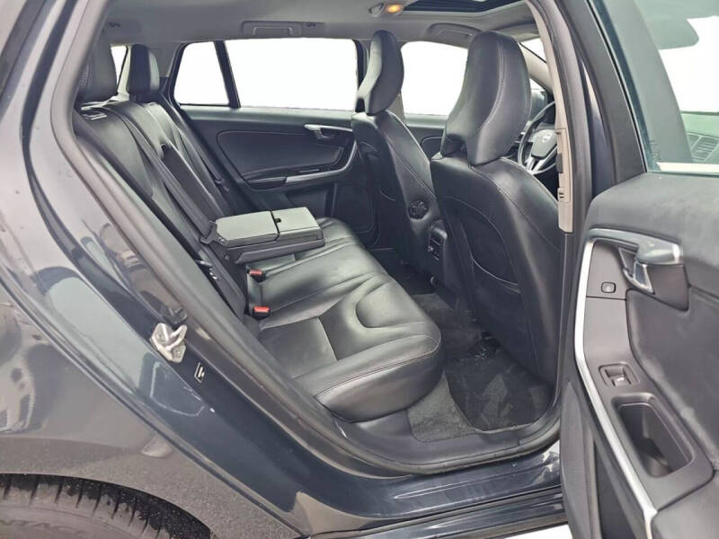 2015 Volvo V60 T5 Premier Plus