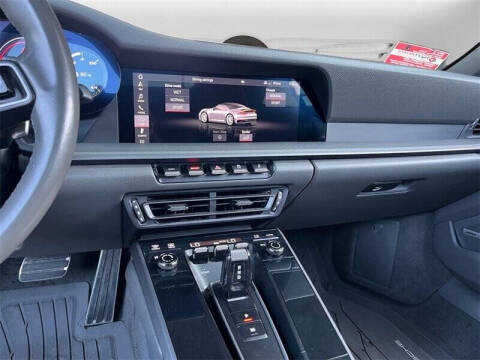 2021 Porsche 911 Carrera