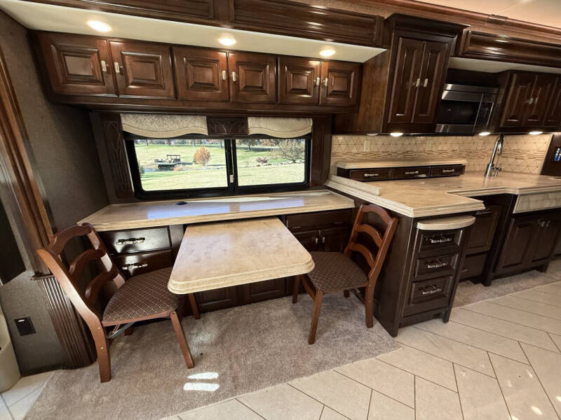 2016 Tiffin Allegro Bus