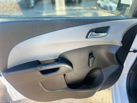 2012 Chevrolet Sonic LS