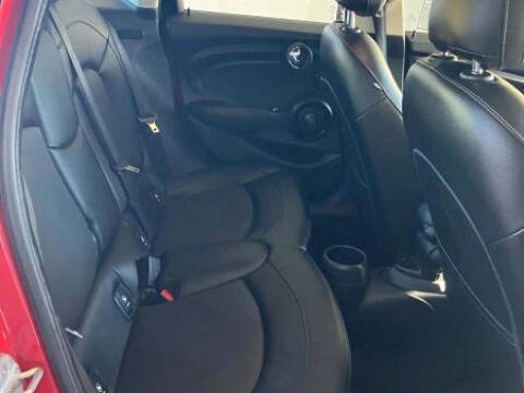 2015 MINI Hardtop 4 Door Cooper