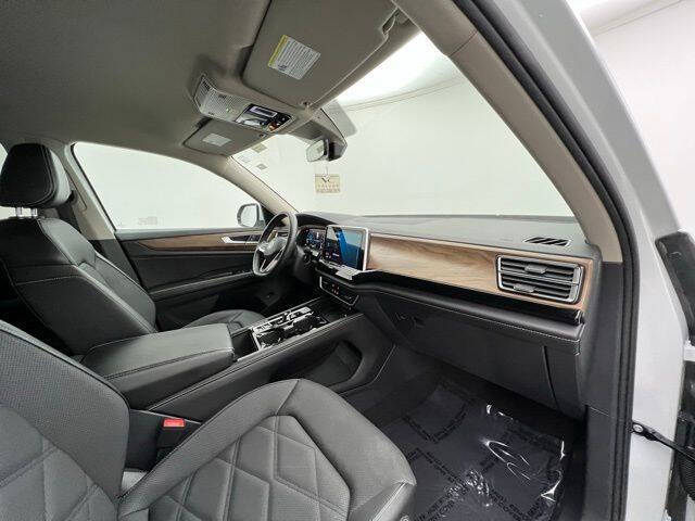 2024 Volkswagen Atlas SE 4Motion