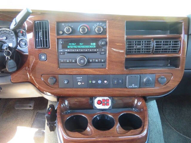 2021 GMC Savana LS 2500