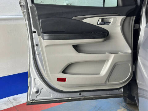 2017 Honda Pilot EX