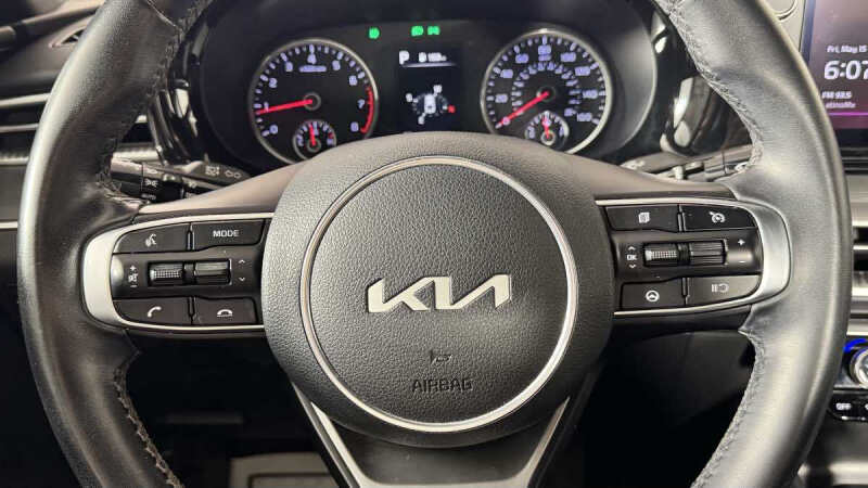 2022 Kia K5