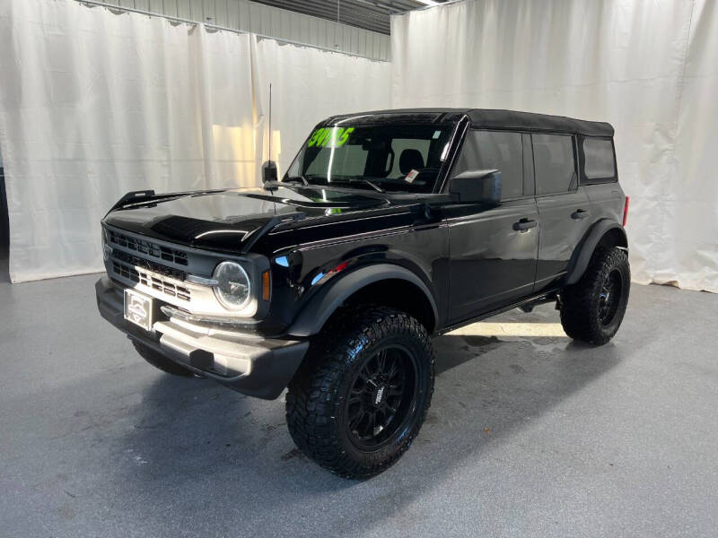 2023 Ford Bronco 4-Door Base's photo