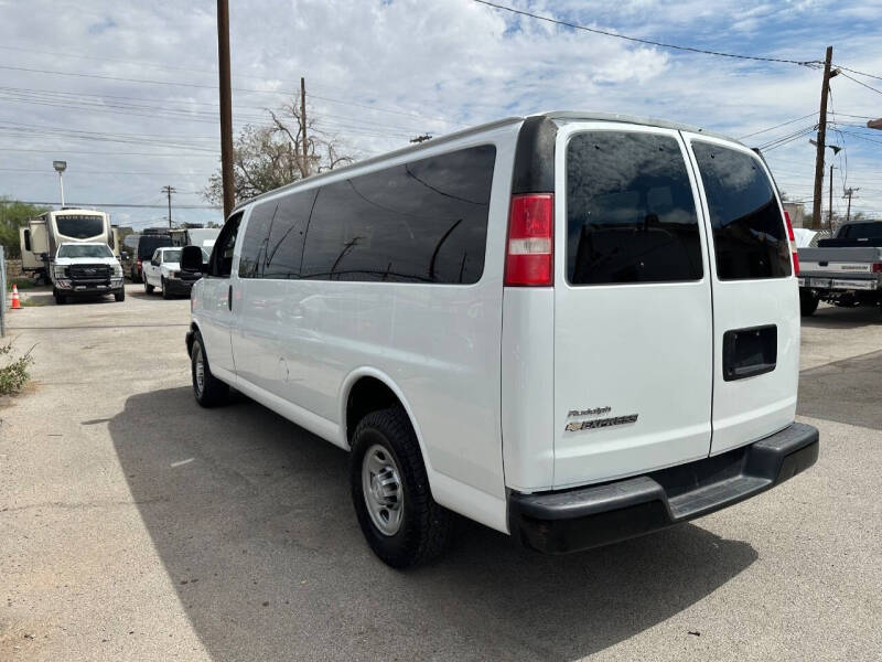 2017 Chevrolet Express LS 3500