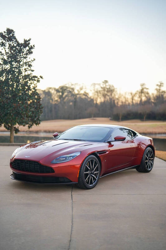 2017 Aston Martin DB11