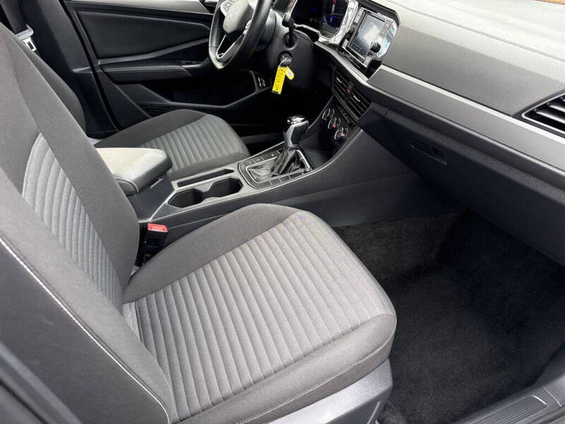 2024 Volkswagen Jetta S