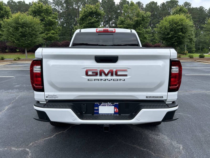2025 GMC Canyon Elevation