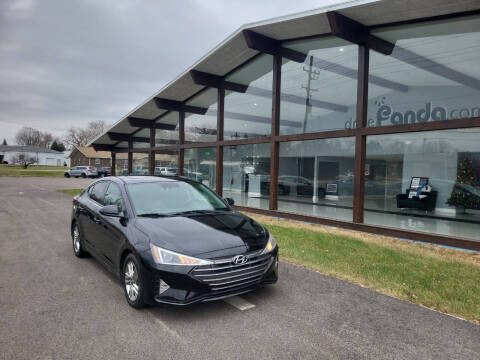 2020 Hyundai Elantra for sale at DrivePanda.com in Dekalb IL