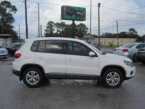 2013 Volkswagen Tiguan for sale at Checkered Flag Auto Sales - East in Lakeland FL