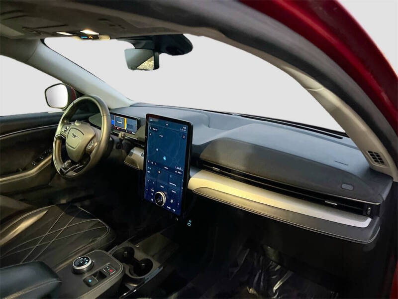 2021 Ford Mustang Mach-E Select