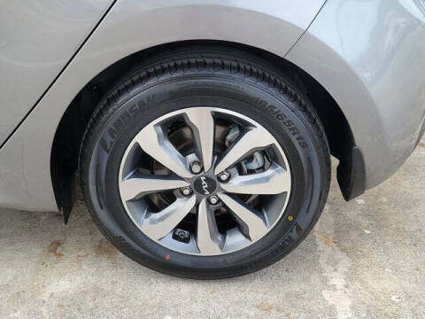 2023 Kia Rio 5-Door S