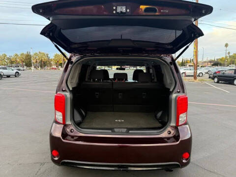 2013 Scion xB