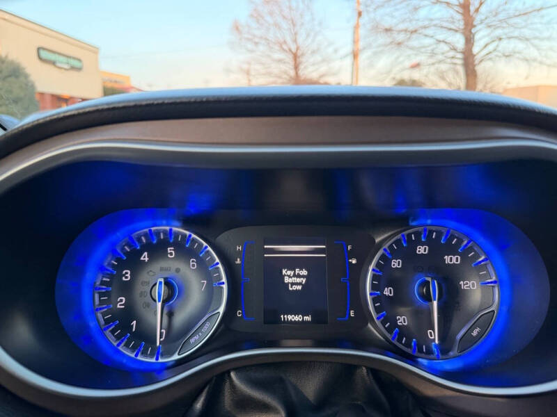 2019 Chrysler Pacifica LX