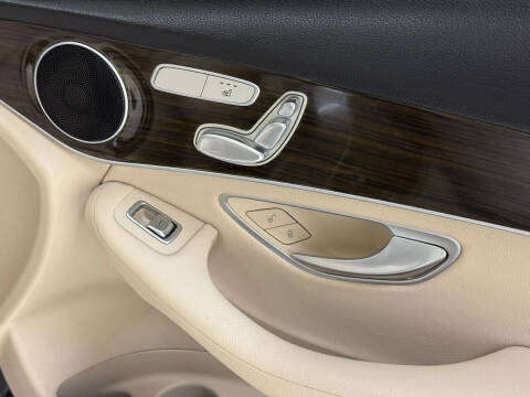 2020 Mercedes-Benz GLC GLC 300