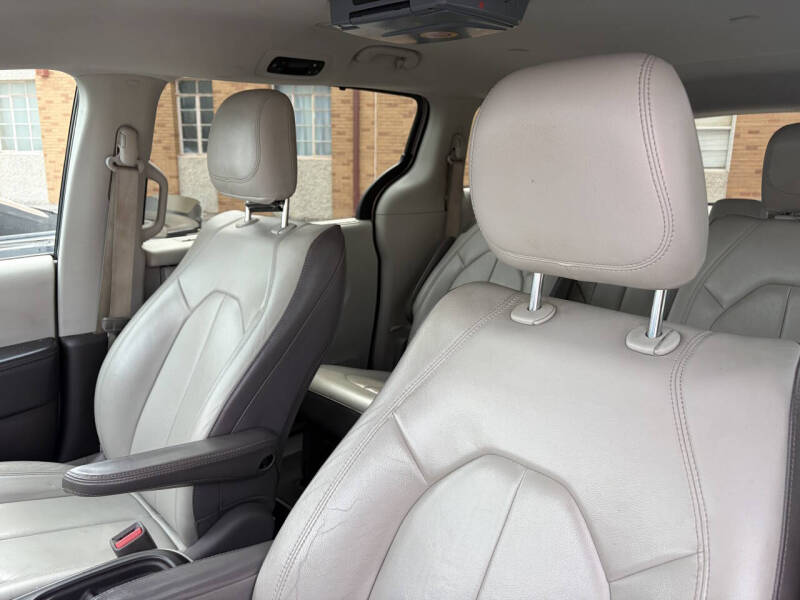 2017 Chrysler Pacifica