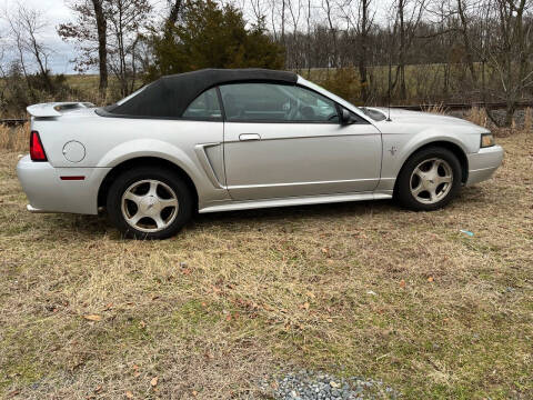 2001 Ford Mustang for sale at Burkholder Motors in Middletown DE