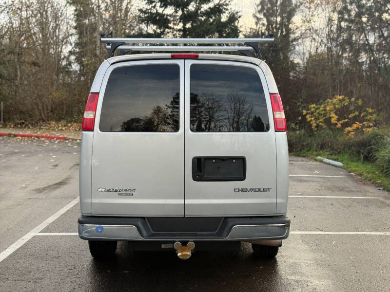 2005 Chevrolet Express 3500