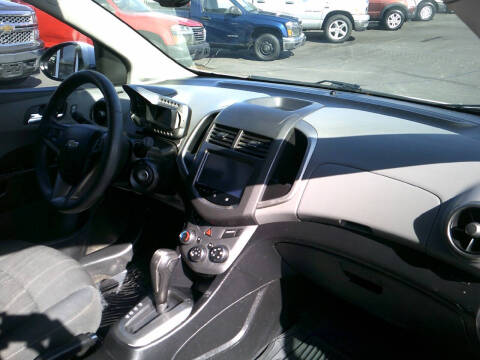 2016 Chevrolet Sonic LT Auto