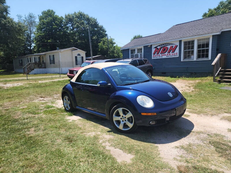 2007 Volkswagen New Beetle Convertible for sale at HDH Auto Sales LLC in Greer SC