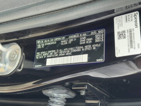 2024 Volvo S60 B5 Plus Black Edition