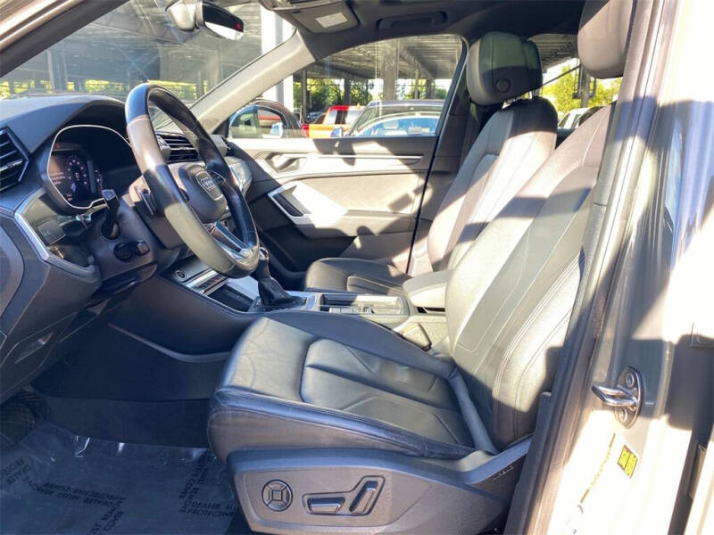 2021 Audi Q3 quattro S line Premium 45 TFSI