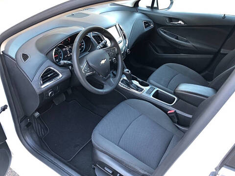 2017 Chevrolet Cruze LT Auto