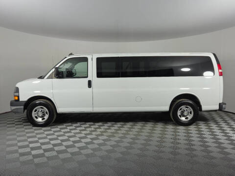 2016 Chevrolet Express LT 3500