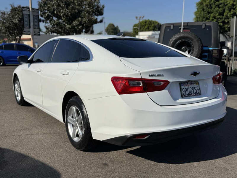 2022 Chevrolet Malibu LS