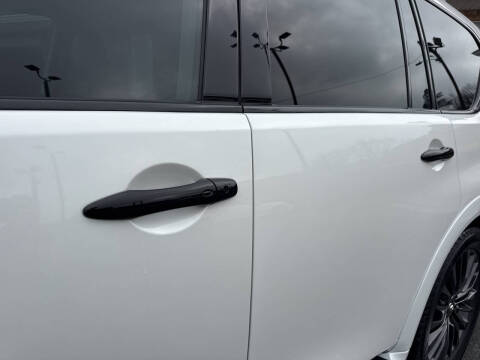 2022 Infiniti QX80 Premium Select