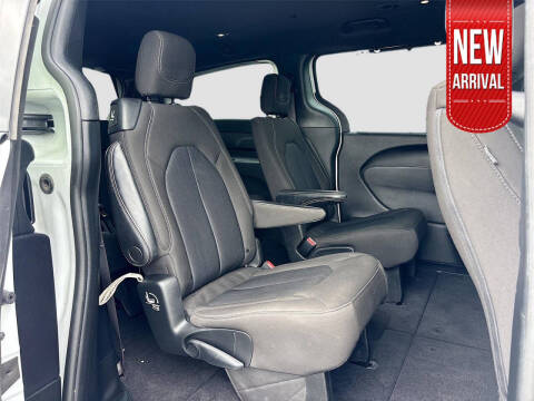 2021 Chrysler Pacifica Touring