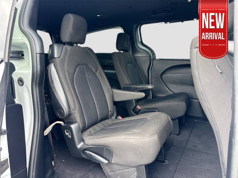 2021 Chrysler Pacifica Touring