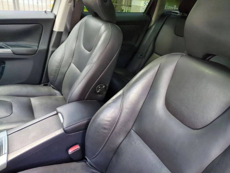 2015 Volvo XC60 T5 Drive-E Premier