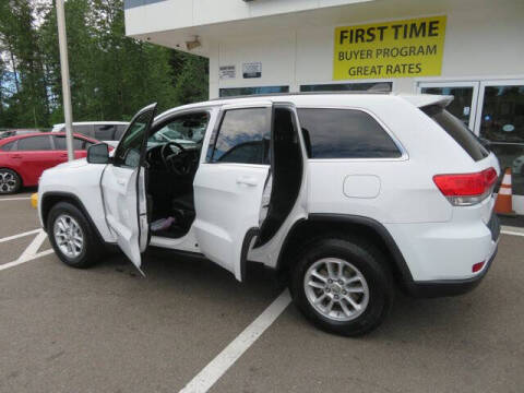 2019 Jeep Grand Cherokee Laredo
