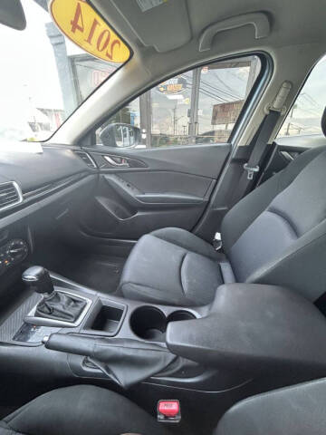 2014 Mazda MAZDA3 i Sport