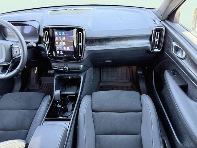 2024 Volvo XC40 Recharge Plus