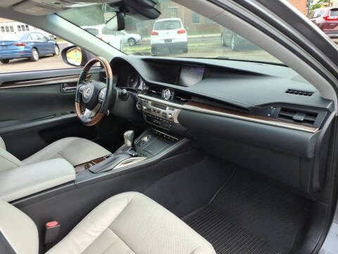 2017 Lexus ES 350