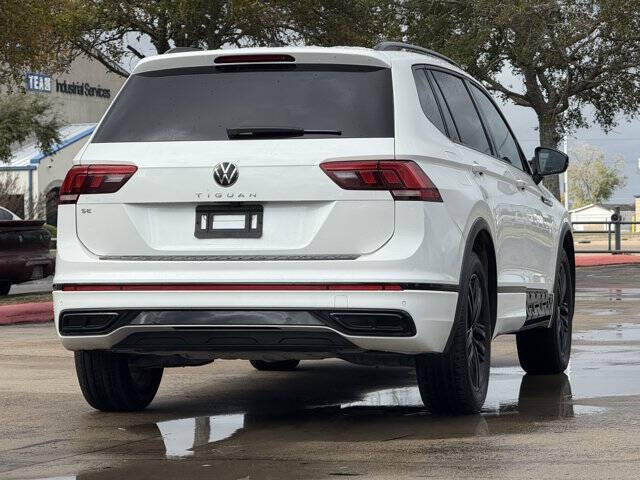2022 Volkswagen Tiguan SE R-Line Black