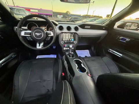 2017 Ford Mustang EcoBoost Premium