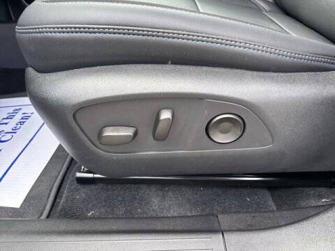 2026 Chevrolet Equinox EV LT 2