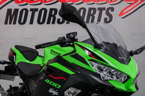 2022 Kawasaki Ninja 400 ABS KRT Edition