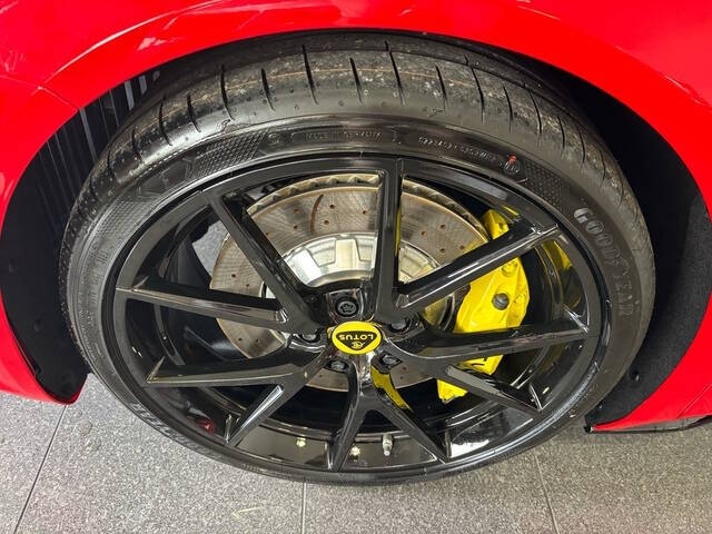 2025 Lotus Emira 29